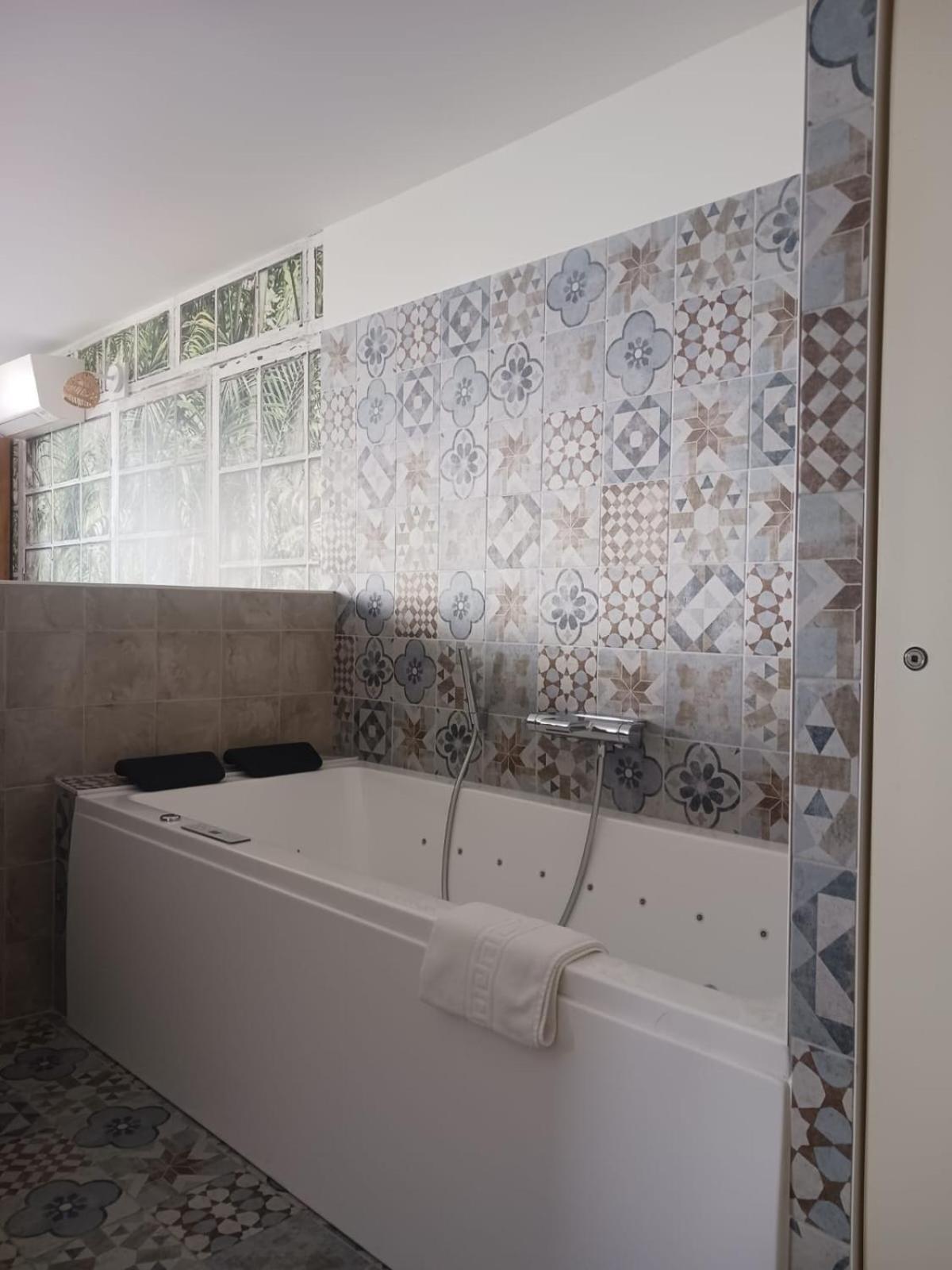 Cotinga Otel Villars-les-Dombes Dış mekan fotoğraf